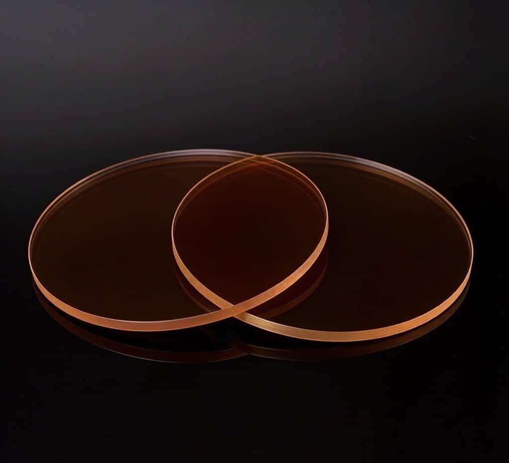 Two LiNbO3 wafers stacked, close-up